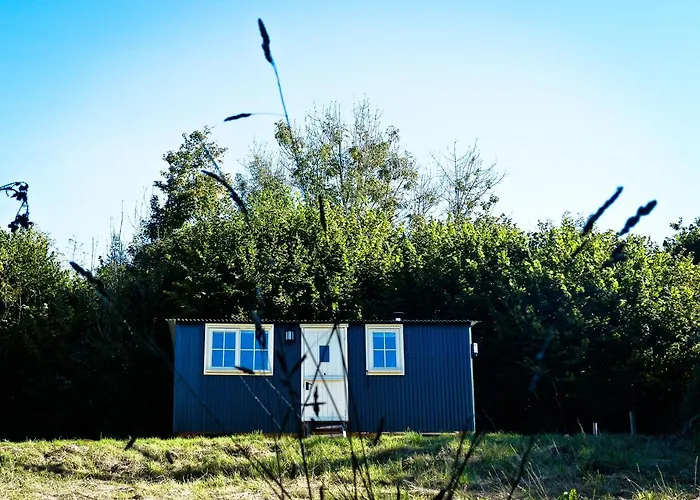 Oak Shepherds Hut